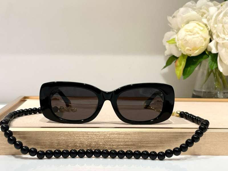Picture of Chanel Sunglasses _SKUfw56611731fw